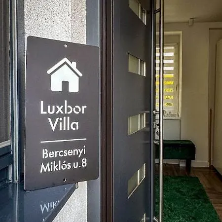 Luxbor Eger