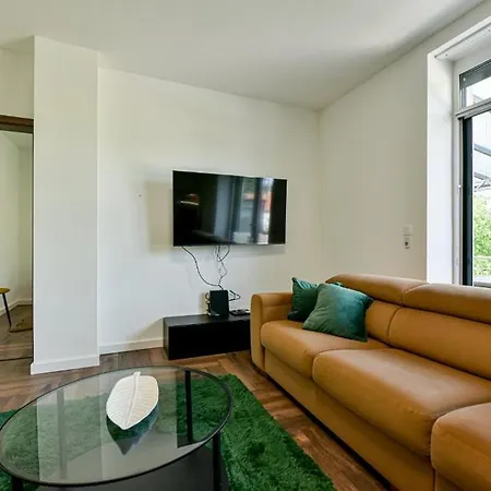Luxbor Villa Eger